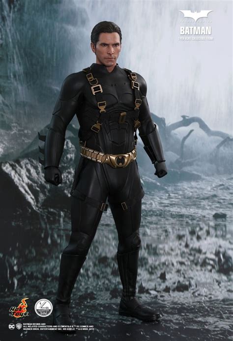 Batman Aus Dem Film Batman Begins Von Hot Toys Quarter Scale Reihe Christian Bale QS009