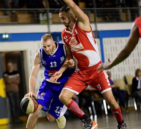 Basket Nationale Masculine E Journ E Montmorot Subit La Loi Du