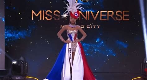 Vid O Coup De Chaud Pour Indira Ampiot Miss Univers Qui Fr Le