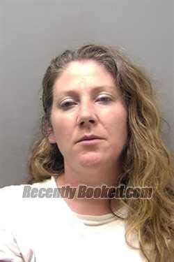 Recent Booking Mugshot For FELICIA DAWN MCLEAN In Buchanan County