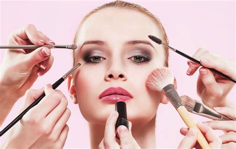 Makeup Tips and Tricks for a Glamorous Look | Fablore