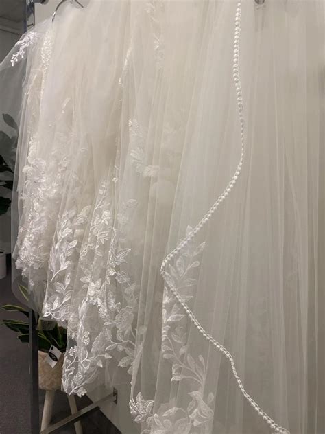 Accessorizing Your Wedding Dress: Veils