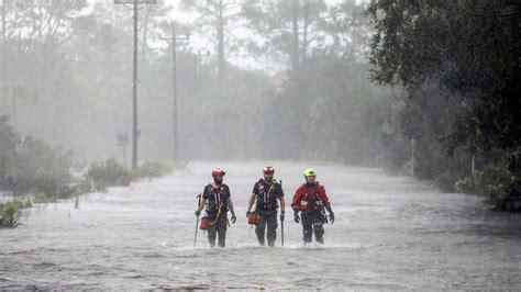 Hurricane Idalia latest: Tropical storm now heading for Georgia - Florida homes submerged ...