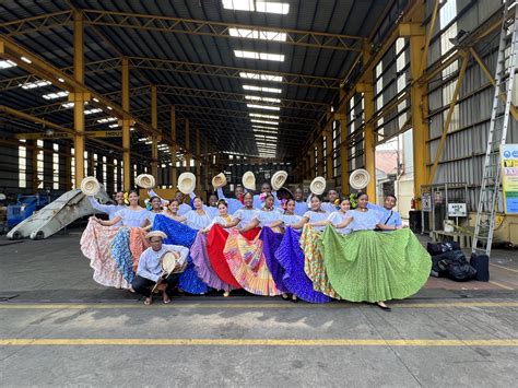 TALLERES INDUSTRIALES S A CELEBRA EL MES DE LA PATRIA CON