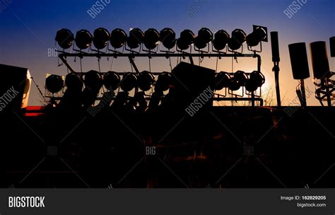 Silhouette Concert Image & Photo (Free Trial) | Bigstock