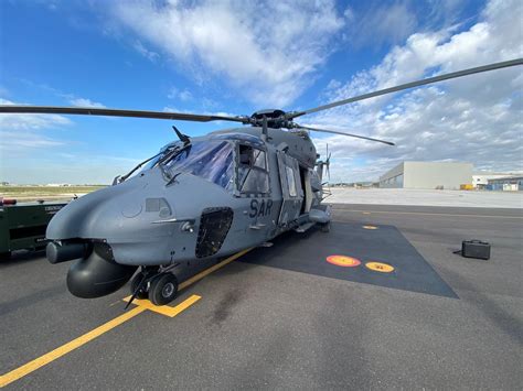 El Ej Rcito Del Aire Realiza El Primer Ensayo En Vuelo Del Helicoptero Nh