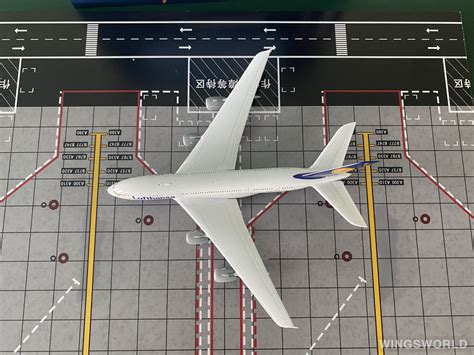 Phoenix Airbus A Lufthansa Ph D Aima