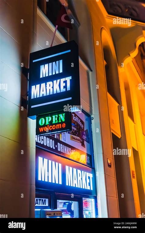 Mini Mart Hi Res Stock Photography And Images Alamy