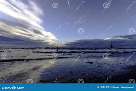 Sunset on Crosby Beach in Winter, Crosby, Liverpool, UK Editorial Stock ...