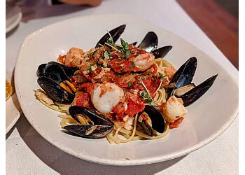 3 Best Seafood Restaurants in Boston, MA - Expert Recommendations