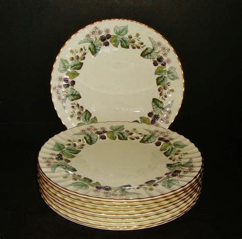 10 Elegant Vintage Royal Worcester Lavinia Gold Rimmed Dinner Plates