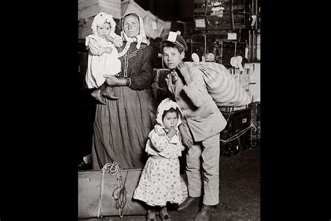 Lewis Hine Pionnier De La Photographie Sociale