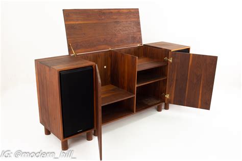 Mid Century Modern Media Console | Mid Century Modern Furniture ...