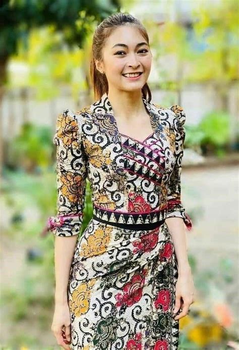 Pin By Theim Soe On Myanmar Outfit In 2023 Batik Fashion Myanmar