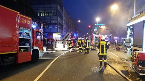 Brand In Doppelhaus Dachgeschoss In Oberursel Ein Bewohner Leicht