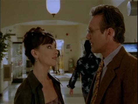 Anthony Head E Robia Lamorte Nell Episodio La Verità Fa Male Di Buffy L Ammazzavampiri