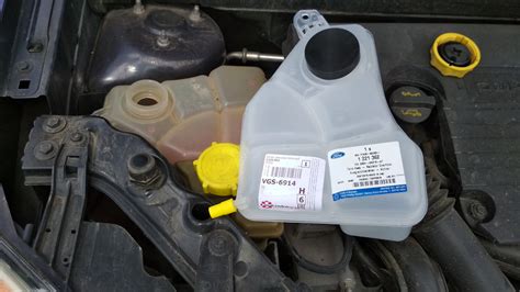 Расширительный бачок — Ford Fusion, 1,4 л., 2007 года | своими руками ...