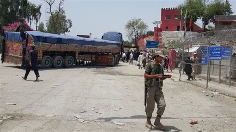 Pakistan Imposes New Curbs At Afghan Border Stranding Hundreds