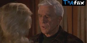 Anna Nicole Smith Breasts Scene In Naked Gun 33 1 3 The Final Insult Dana Weyron Evelyn Baum