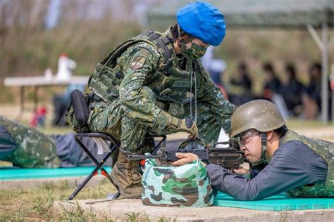 深化全民國防意識 馬公高中學生體驗射擊 地方 中央社 Cna