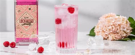 Цветущий розовый джин-тоник (Blooming Pink Gin Tonic) – рецепт, состав ...