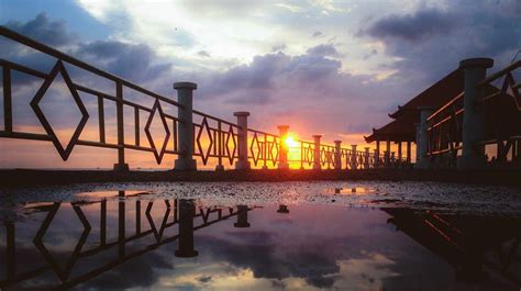 Pantai Kartini Jepara Jawa Tengah Tempat Wisata Yang Mempesona