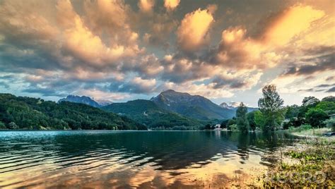 Fototapete Landschaft See Und Berge Nach Ma Myredro De