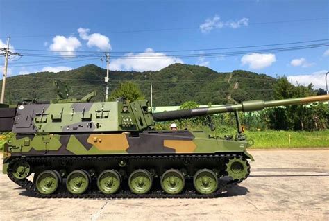 Hanwha Rolls Out 24 K9pl Howitzers For Poland Defence Review Asia