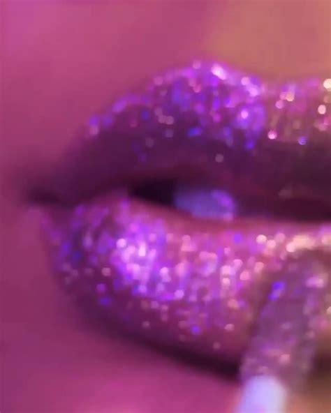 Opulust Gloss™ Pink Lips Glitter Lips Aesthetic Makeup