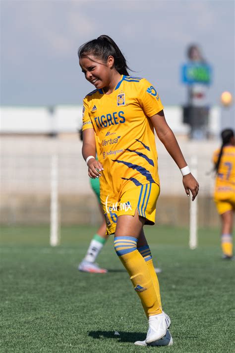 Deiry Ramírez 5001398 Santos Laguna vs Tigres femenil sub 18 J8