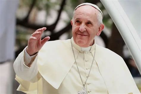 Gay e católico praticante como fiéis LGBT conciliam a fé a