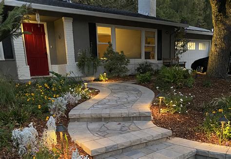 Small Front Yard Landscaping Ideas for the Bay Area