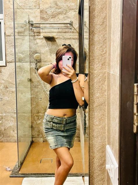 Mary North East Beauty Indian Escort In New Delhi