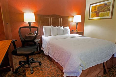 Hampton Inn Norfolk / Chesapeake (Greenbrier Area) Chesapeake ...