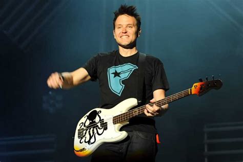 Blink 182s Mark Hoppus: net worth, wife, children, cancer, family