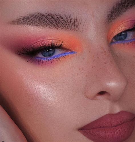 35 Cool Makeup Looks Thatll Blow Your Mind Pink And Yellow Eyeshadow Artofit