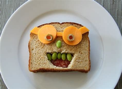 Kids Lunches: 4 Easy Sandwich Face Ideas