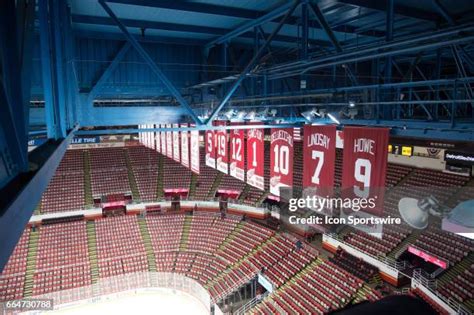 Joe Louis Arena Banners Photos and Premium High Res Pictures - Getty Images