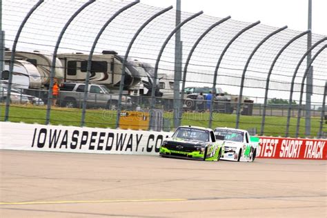 Nascar Gander Outdoors Truck Series Iowa Brett Moffitt