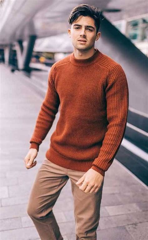 Awesome Casual Fall Outfits For Men To Look Cool Sweater Outfits