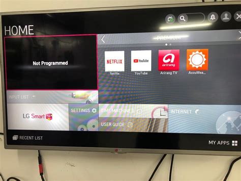 LG smart TV 42 inch, TV & Home Appliances, TV & Entertainment, TV on Carousell