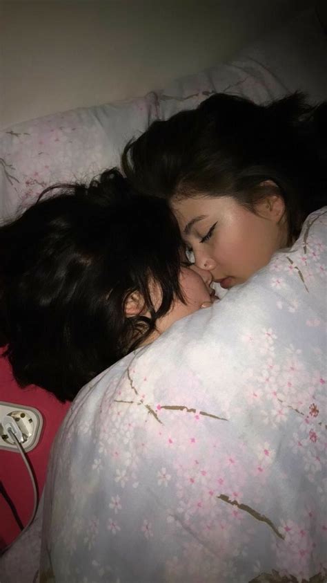 новая к поп группа SEXIWOMEN Cute lesbian couples Girls in love