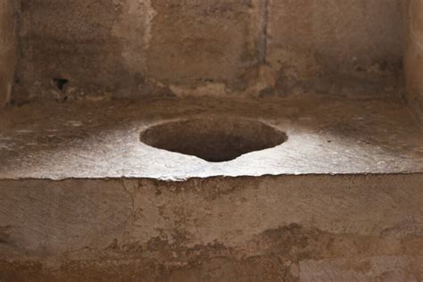 The Medieval Toilet And How Bathrooms Worked In The Middle Ages