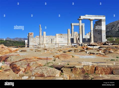 Demeter temple ruins in Sangri village, Naxos, Greece Stock Photo - Alamy