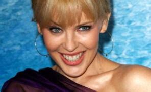 Belle Toute Nue Natalie Portman Se D Shabille Pour La Gamme Nude De Dior