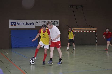 Erste Walking Fußball Gruppe bei der Spvg Steinhagen Haller