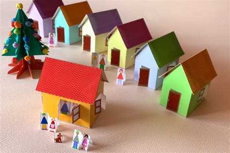 Why don’t you craft Christmas decoration and play with it? – Kids Idea