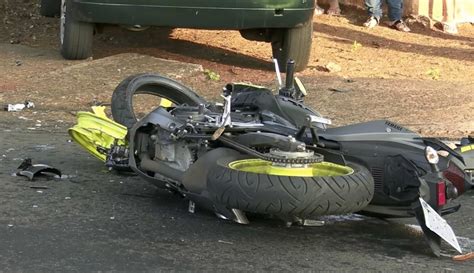 Entregador Morre Em Acidente Entre Carro E Moto Em Foz Do Igua U