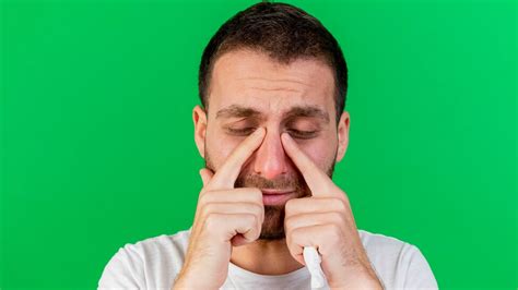 Deviated Nasal Septum: Expert Explains Its Symptoms, Causes, And ...