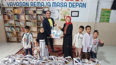 BRI Dan YBM Briliant Salurkan Bantuan Sembako Ke Anak Yatim Piatu Dan